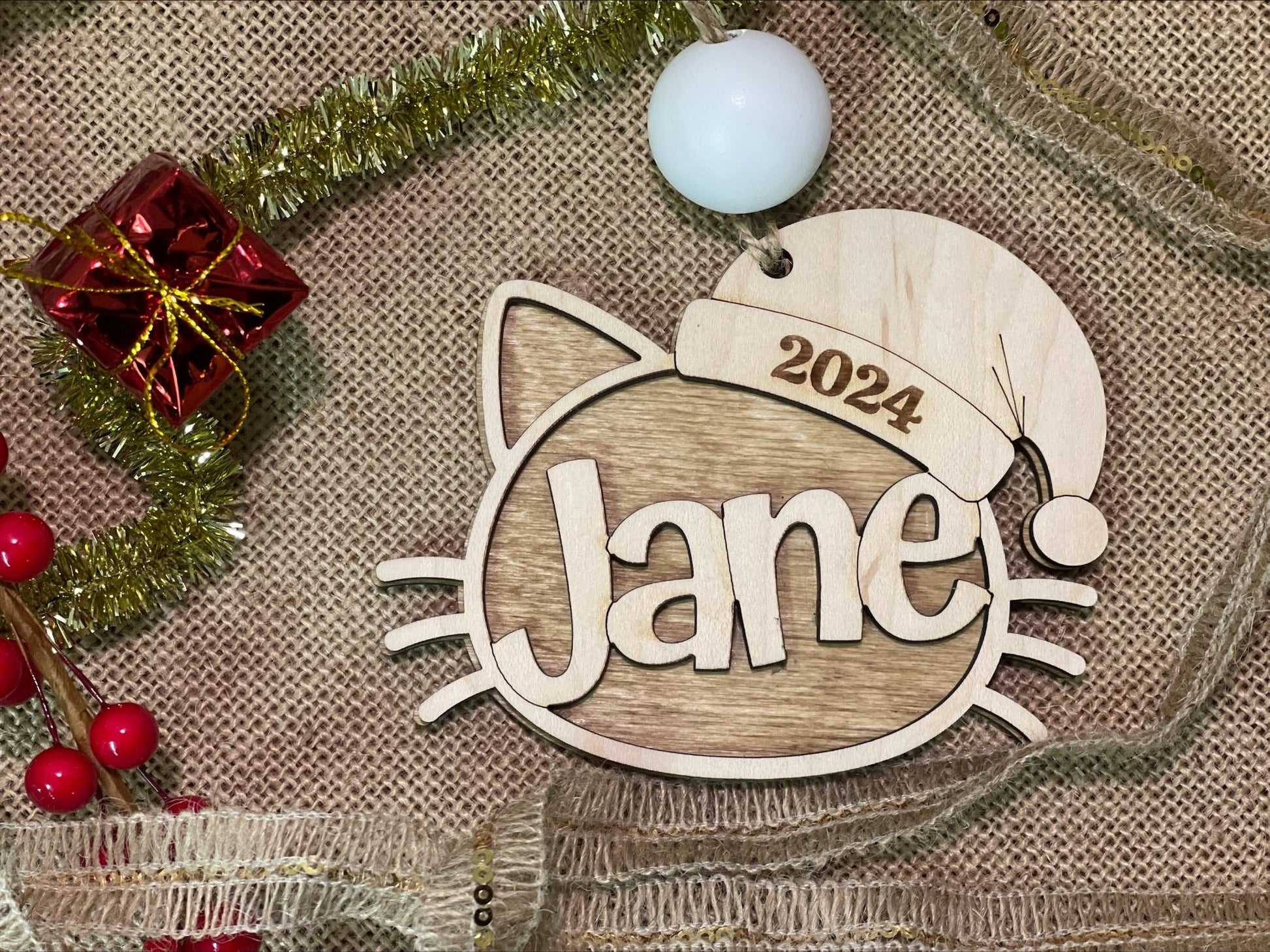 Personalilzed Cat Ornament with year 